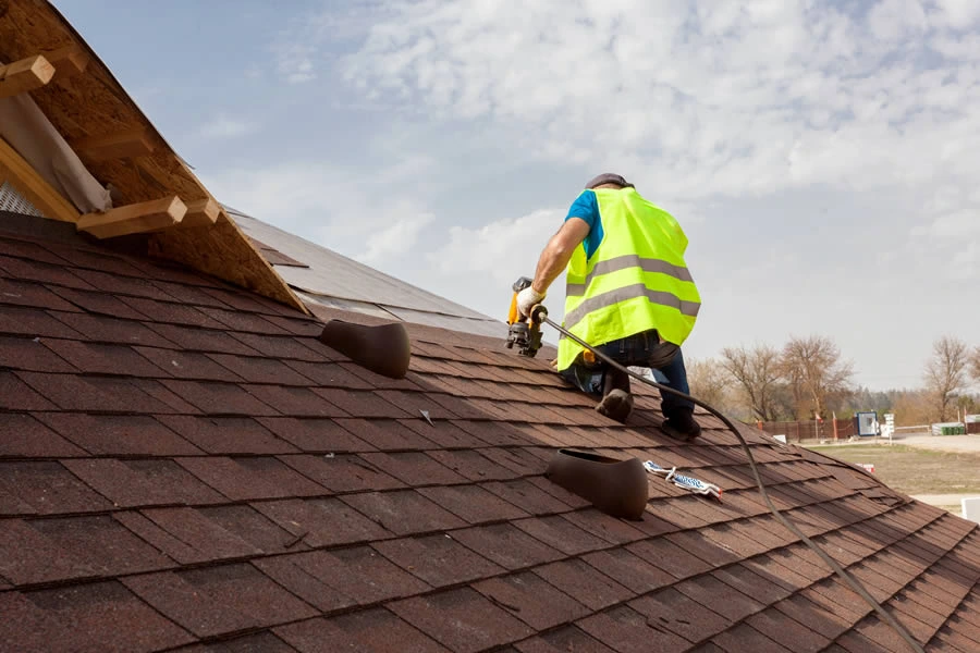 roof replacement project taking place in atlanta